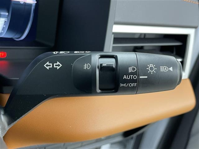 アウトランダーＰＨＥＶ Ｐ　サンルーフ　ＢＯＳＥサウンド　純正１０．２５インチナビ　全方位カメラ　ビルトインＥＴＣ２．０　ＬＥＤヘッドライト　追従型クルーズコントロール　シートヒーター　衝突軽減ブレーキ　ドライブレコーダー（31枚目）