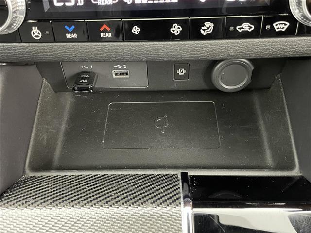 アウトランダーＰＨＥＶ Ｐ　サンルーフ　ＢＯＳＥサウンド　純正１０．２５インチナビ　全方位カメラ　ビルトインＥＴＣ２．０　ＬＥＤヘッドライト　追従型クルーズコントロール　シートヒーター　衝突軽減ブレーキ　ドライブレコーダー（41枚目）