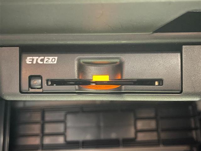 アウトランダーＰＨＥＶ Ｐ　サンルーフ　ＢＯＳＥサウンド　純正１０．２５インチナビ　全方位カメラ　ビルトインＥＴＣ２．０　ＬＥＤヘッドライト　追従型クルーズコントロール　シートヒーター　衝突軽減ブレーキ　ドライブレコーダー（42枚目）