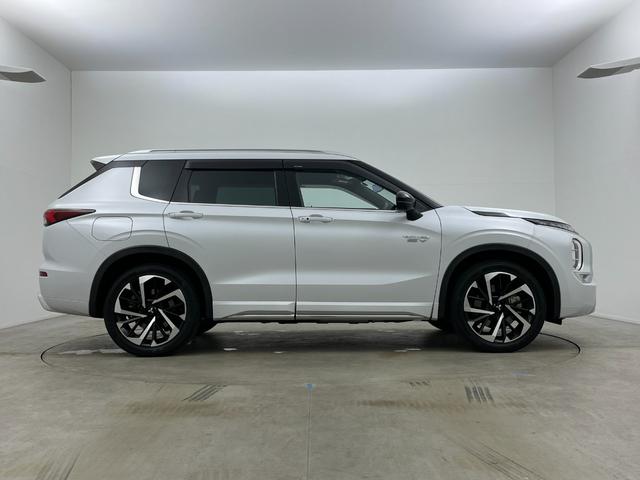 アウトランダーＰＨＥＶ Ｐ　サンルーフ　ＢＯＳＥサウンド　純正１０．２５インチナビ　全方位カメラ　ビルトインＥＴＣ２．０　ＬＥＤヘッドライト　追従型クルーズコントロール　シートヒーター　衝突軽減ブレーキ　ドライブレコーダー（67枚目）