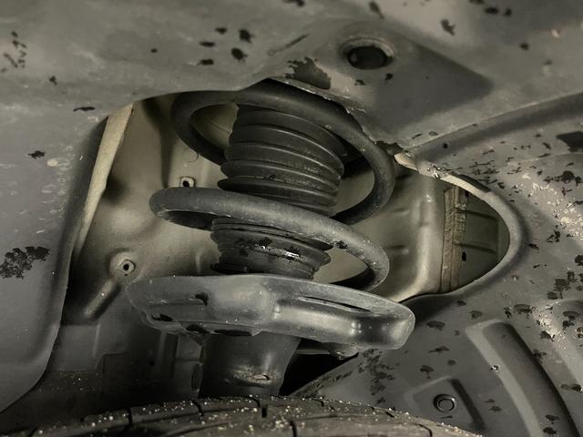 アウトランダーＰＨＥＶ Ｐ　サンルーフ　ＢＯＳＥサウンド　純正１０．２５インチナビ　全方位カメラ　ビルトインＥＴＣ２．０　ＬＥＤヘッドライト　追従型クルーズコントロール　シートヒーター　衝突軽減ブレーキ　ドライブレコーダー（77枚目）