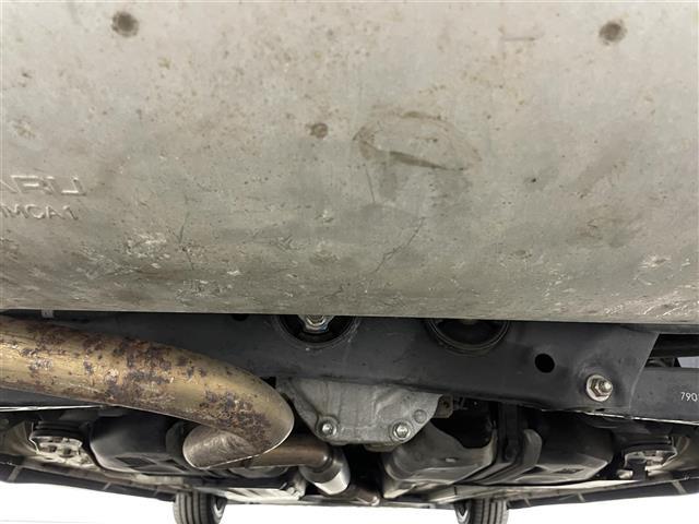 ８６ ＧＴ　モデリスタエアロ純正ナビ　Ｂｌｕｅｔｏｏｔｈ　バックカメラ　クルーズコントロール　ＬＥＤヘッドライト　オートライト　フォグライト　パドルシフト　オートライト　純正フロアマット　純正１７インチアルミ（22枚目）