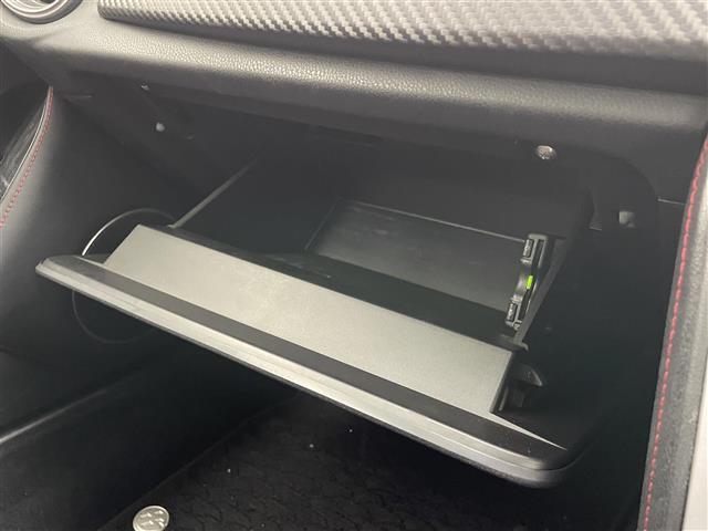 ８６ ＧＴ　モデリスタエアロ純正ナビ　Ｂｌｕｅｔｏｏｔｈ　バックカメラ　クルーズコントロール　ＬＥＤヘッドライト　オートライト　フォグライト　パドルシフト　オートライト　純正フロアマット　純正１７インチアルミ（41枚目）