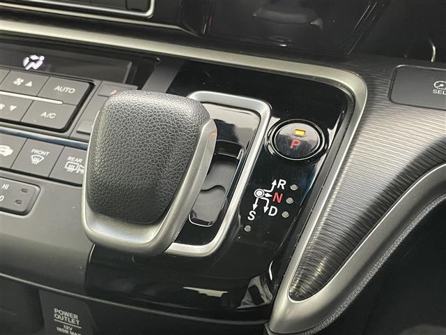 ステップワゴンスパーダ スパーダハイブリッドG・EXホンダセンシングブラスタ 純正10インチナビ フリップダウンモニター 衝突軽減ブレーキ 両側電動スライド アラウンドビューモニター レーダークルーズコントロール ビルトインETC シートヒーターLEDヘッドライト BSM(42枚目)