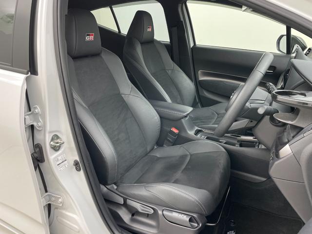 アクア GRスポーツ 10型ディスプレイオーディオ 全方位カメラ 100V電源 レーダークルーズコントロール 衝突軽減ブレーキ ブラインドスポットモニター パーキングアシスト シートヒーター ステアリングヒーター USB(8枚目)