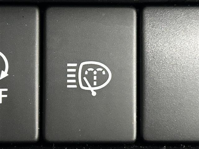 ジムニー ＸＣ　純正８型ナビ　バックカメラ　社外マフラー　マッドフラップ　シートカバー　シートヒーター　ＬＥＤヘッドライト　　フォグライト　ドライブレコーダー　スズキセーフティーサポート　純正アルミ　フロアマット（32枚目）