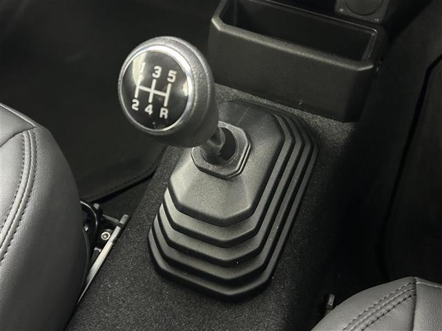 ジムニー ＸＣ　純正８型ナビ　バックカメラ　社外マフラー　マッドフラップ　シートカバー　シートヒーター　ＬＥＤヘッドライト　　フォグライト　ドライブレコーダー　スズキセーフティーサポート　純正アルミ　フロアマット（47枚目）