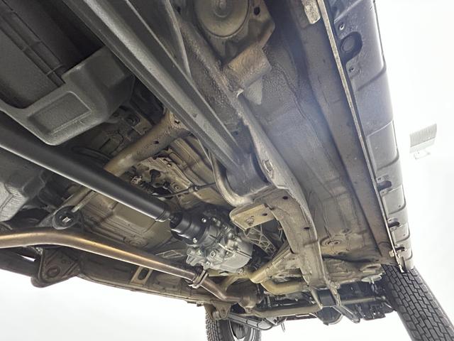 ジムニー ＸＣ　純正８型ナビ　バックカメラ　社外マフラー　マッドフラップ　シートカバー　シートヒーター　ＬＥＤヘッドライト　　フォグライト　ドライブレコーダー　スズキセーフティーサポート　純正アルミ　フロアマット（78枚目）