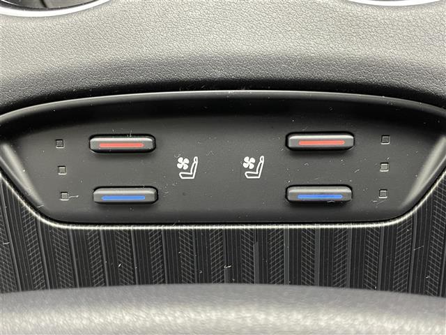 ハリアーハイブリッド Z レザーパッケージ モデリスタエアロ JBLプレミアムサウンド 純正12.3インチナビ パノラミックビューモニター 衝突軽減ブレーキシステム レーダークルーズコントロール ETC2.0 シートヒーター ドライブレコーダー(6枚目)