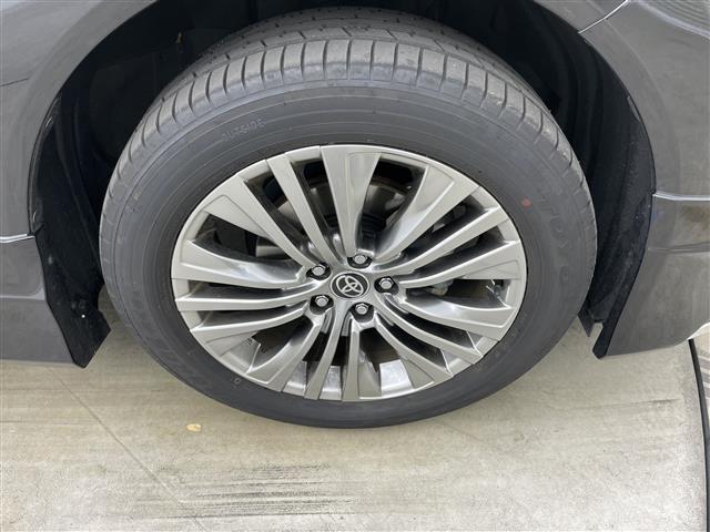 ハリアーハイブリッド Z レザーパッケージ モデリスタエアロ JBLプレミアムサウンド 純正12.3インチナビ パノラミックビューモニター 衝突軽減ブレーキシステム レーダークルーズコントロール ETC2.0 シートヒーター ドライブレコーダー(14枚目)