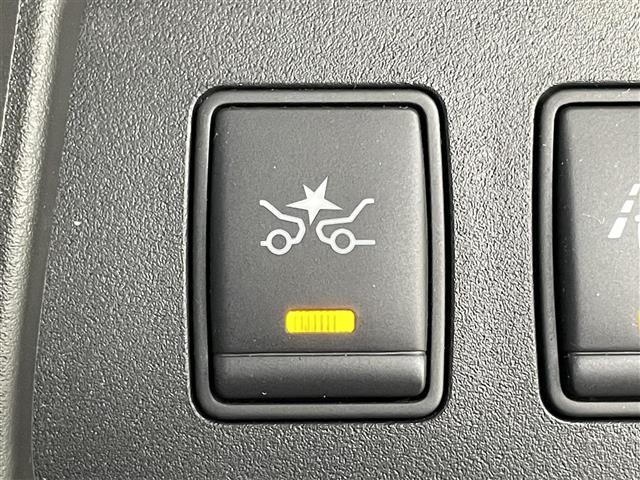 セレナ ハイウェイS G S HV Aセーフ 純正ナビ アラウンドビューモニター 両側パワースライドドア ETC エマージェンシーブレーキ レーンキープアシストクルーズコントロール コーナーセンサー HIDヘッドライト フォグライト スマートキー(6枚目)