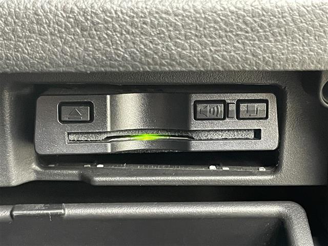 セレナ ハイウェイS G S HV Aセーフ 純正ナビ アラウンドビューモニター 両側パワースライドドア ETC エマージェンシーブレーキ レーンキープアシストクルーズコントロール コーナーセンサー HIDヘッドライト フォグライト スマートキー(7枚目)