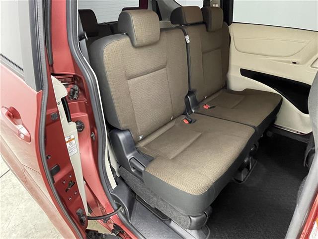 シエンタ G 純正ナビ バックカメラ 両側パワースライドドア LEDヘッドライト オートライト ビルトインETC シートヒーター ステアリングスイッチ プッシュスタート スマートキー 前後ドライブレコーダー 地デジ(9枚目)