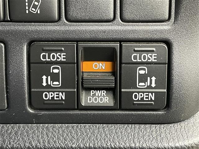 ヴォクシー ZS 煌II 純正10インチナビ 純正12.1インチフリップダウンモニター 衝突軽減ブレーキ 両側電動スライド ビルトインETC LEDヘットライト バックカメラ クルーズコントロール ドライブレコーダー フルセグ(3枚目)