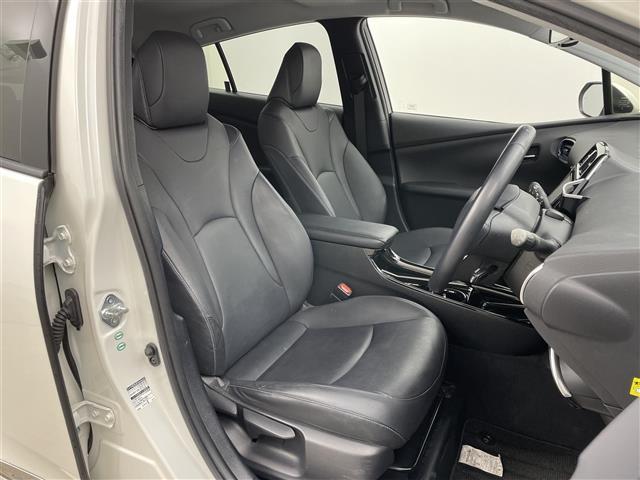 プリウス Aツーリングセレクション モデリスタエアロ 純正ナビ バックカメラ 合皮シート シートヒーター HUD パーキングアシスト ドライブレコーダー ETC トヨタセーフティーセンス BSM 純正アルミ 純正フロアマット クルコン(8枚目)