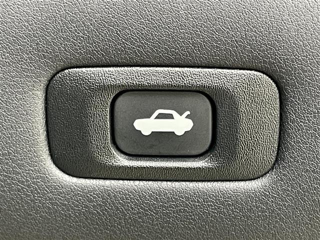 クラウンハイブリッド RSアドバンス 純正エアロ☆モデリスタ19インチアルミ純正8インチナビ パノラマミックビューモニター 合皮シート パワーシート ベンチレーション ドライブレコーダー ETC2.0 トヨタセーフティーセンス LED(27枚目)