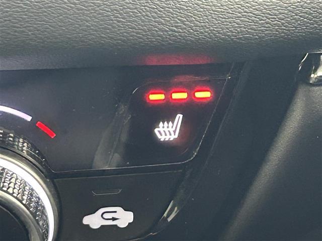 ヴェゼル e:HEV Z 純正9インチナビ バックカメラ パワーバックドア ハーフレザーシート シートヒーター ドライブレコーダーETC ホンダセンシング LEDヘッドライト フォグライト オートライト オートエアコン(4枚目)