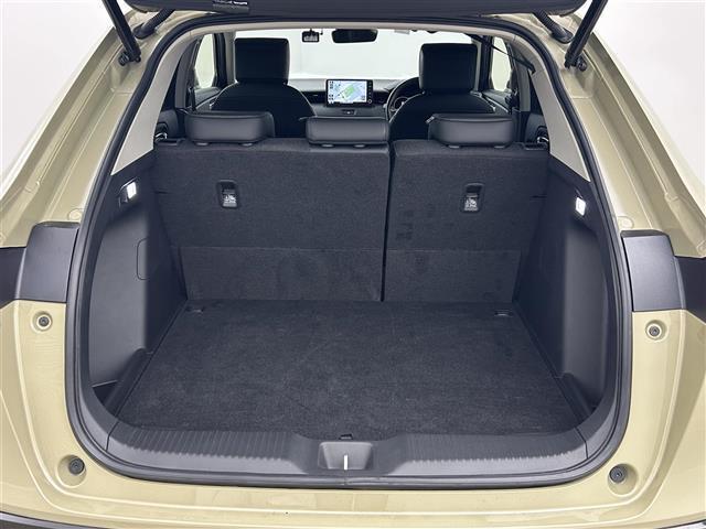 ヴェゼル e:HEV Z 純正9インチナビ バックカメラ パワーバックドア ハーフレザーシート シートヒーター ドライブレコーダーETC ホンダセンシング LEDヘッドライト フォグライト オートライト オートエアコン(14枚目)