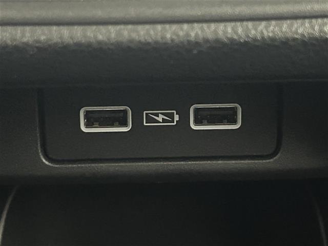 ヴェゼル e:HEV Z 純正9インチナビ バックカメラ パワーバックドア ハーフレザーシート シートヒーター ドライブレコーダーETC ホンダセンシング LEDヘッドライト フォグライト オートライト オートエアコン(30枚目)