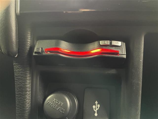 デリカD:5 ジャスパー 10.1インチナビ アラウンドビューモニター 後席モニター 両側パワースライドドア ETC ドライブレコーダー e-Assist ステアリングヒーター パドルシフト アイドリングストップ機能 BSM(5枚目)