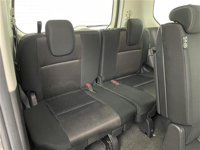 セレナ ニスモ　純正９インチナビ　純正１１インチフリップダウンモニター　衝突軽減ブレーキ　両側電動スライド　アラウンドビューモニター　ビルトインＥＴＣ　ＬＥＤヘッドライト　クルーズコントロール　ドライブレコーダー（10枚目）