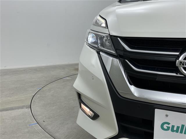 セレナ ニスモ　純正９インチナビ　純正１１インチフリップダウンモニター　衝突軽減ブレーキ　両側電動スライド　アラウンドビューモニター　ビルトインＥＴＣ　ＬＥＤヘッドライト　クルーズコントロール　ドライブレコーダー（15枚目）