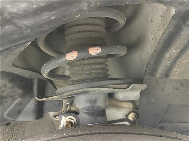 セレナ ニスモ　純正９インチナビ　純正１１インチフリップダウンモニター　衝突軽減ブレーキ　両側電動スライド　アラウンドビューモニター　ビルトインＥＴＣ　ＬＥＤヘッドライト　クルーズコントロール　ドライブレコーダー（21枚目）