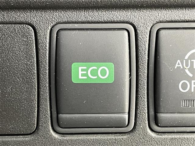 セレナ ニスモ　純正９インチナビ　純正１１インチフリップダウンモニター　衝突軽減ブレーキ　両側電動スライド　アラウンドビューモニター　ビルトインＥＴＣ　ＬＥＤヘッドライト　クルーズコントロール　ドライブレコーダー（26枚目）