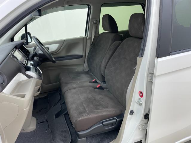 N-WGN G SSコンフォートパッケージ 8インチナビ ビルトインETC シートヒーター バックカメラ フルセグ Bluetooth HIDヘッドライト スマートキー スペアキー CD/DVD再生 アイドリングストップ ミュージックサーバー(11枚目)