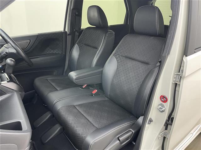 N-WGNカスタム G・Lパッケージ 純正ナビ バックカメラ ドライブレコーダー 衝突軽減ブレーキ クルーズコントロール ハーフレザーシート 純正アルミ 純正フロアマット プッシュスタート LEDヘッドライト オートライト フォグライト(11枚目)