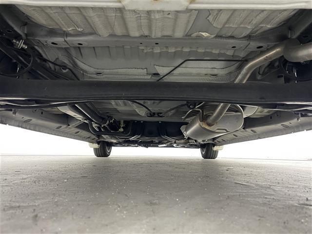 N-WGNカスタム G・Lパッケージ 純正ナビ バックカメラ ドライブレコーダー 衝突軽減ブレーキ クルーズコントロール ハーフレザーシート 純正アルミ 純正フロアマット プッシュスタート LEDヘッドライト オートライト フォグライト(23枚目)