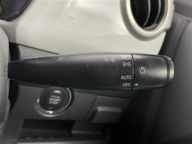 フレアクロスオーバー ＸＳ　純正ナビ　バックカメラ　ＥＴＣ　ＨＩＤライト　フォグランプ　オートライト　シートヒーター　純正１５インチアルミホイール　ＵＳＢ　衝突軽減ブレーキ　ルーフレール　スマートキー　スペアキー（32枚目）