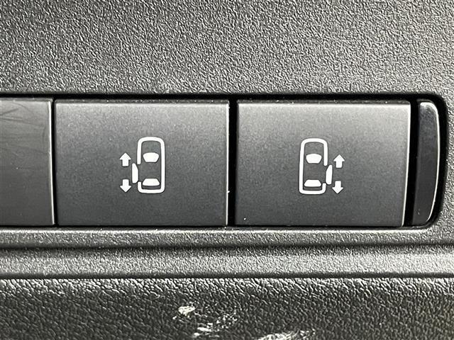 セレナ ｅ－パワー　ハイウェイスターＶ　純正１２．３インチナビ　プロパイロット　後席モニター　インテリジェントルームミラー　寒冷地仕様　純正前後ドライブレコーダー　ＥＴＣ　アラウンドビューモニター　ステアリングヒーター　シートヒーター（32枚目）