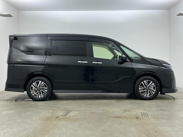 セレナ ｅ－パワー　ハイウェイスターＶ　純正１２．３インチナビ　プロパイロット　後席モニター　インテリジェントルームミラー　寒冷地仕様　純正前後ドライブレコーダー　ＥＴＣ　アラウンドビューモニター　ステアリングヒーター　シートヒーター（67枚目）