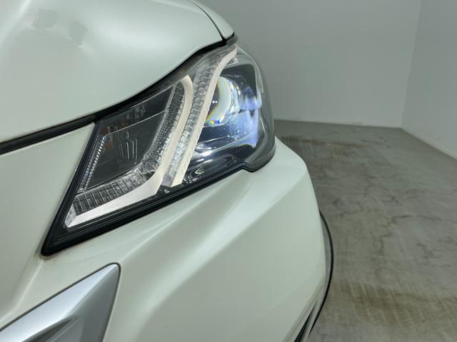 クラウンハイブリッド アスリートＳ　純正８インチナビ　衝突軽減ブレーキ　レーダークルーズコントロール　バックカメラ　ビルトインＥＴＣ　シートヒーター　パワーシート　コーナーセンサー　レーンキープアシスト　ドライブレコーダー　ＬＥＤライト（50枚目）