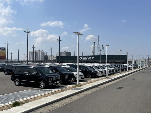 クラウンハイブリッド アスリートＳ　純正８インチナビ　衝突軽減ブレーキ　レーダークルーズコントロール　バックカメラ　ビルトインＥＴＣ　シートヒーター　パワーシート　コーナーセンサー　レーンキープアシスト　ドライブレコーダー　ＬＥＤライト（62枚目）