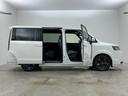 ｅ：ＨＥＶスパーダ　登録済未使用車　純正１１．４インチナビ　１５．６インチ後席モニター　ハーフレザーシート　シートヒーター　パワーバックドア　ホンダセンシング　衝突軽減ブレーキ　両側パワースライドドア　２列目オットマン（68枚目）