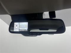 �������̥�˥����ۤޤ�ǥ���ޤ򿿾夫�鸫�����������Τ褦�ʻ�������֤򥵥ݡ��Ȥ��ޤ�������ޤμФ����俿���ʤɡ����庸���Σ��ĤΥ����α�������������ơ���˥����˱Ǥ��Ф���ޤ��� 6