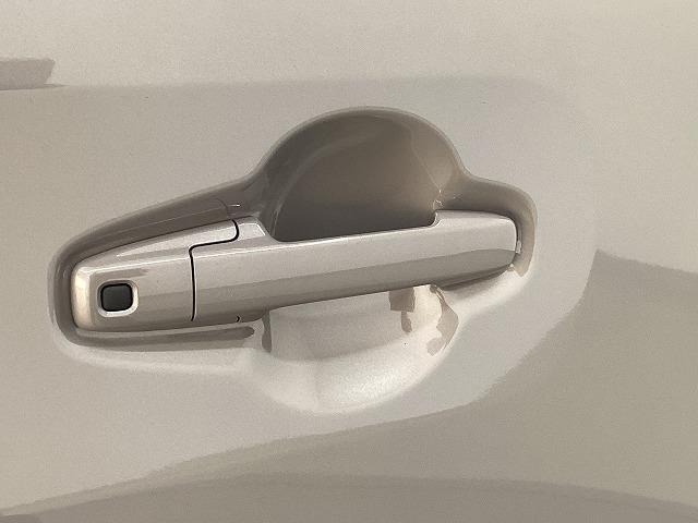 ワゴンＲスマイル ハイブリッドＳ　両側スライド・片側電動　クリアランスソナー　オートクルーズコントロール　レーンアシスト　衝突被害軽減システム　オートライト　ＬＥＤヘッドランプ　スマートキー　アイドリングストップ　電動格納ミラー（32枚目）