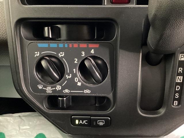 ルーミー Ｘ　Ｓ　ドライブレコーダー　バックカメラ　ナビ　ＴＶ　両側スライド・片側電動　クリアランスソナー　衝突被害軽減システム　オートマチックハイビーム　オートライト　スマートキー　アイドリングストップ（10枚目）