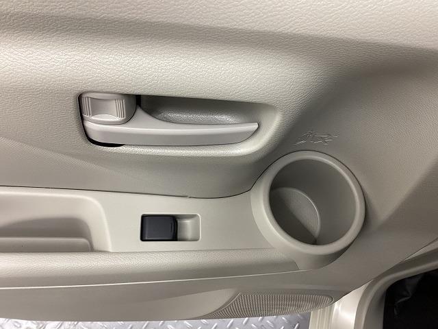 ｅＫワゴン Ｍ　バックカメラ　クリアランスソナー　衝突被害軽減システム　オートライト　キーレスエントリー　アイドリングストップ　電動格納ミラー　シートヒーター　ベンチシート　ＣＶＴ　盗難防止システム　ＡＢＳ　ＥＳＣ（27枚目）