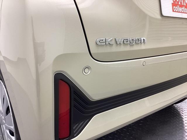 ｅＫワゴン Ｍ　バックカメラ　クリアランスソナー　衝突被害軽減システム　オートライト　キーレスエントリー　アイドリングストップ　電動格納ミラー　シートヒーター　ベンチシート　ＣＶＴ　盗難防止システム　ＡＢＳ　ＥＳＣ（68枚目）