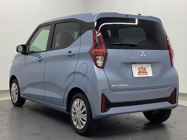 eKワゴン M バックカメラ クリアランスソナー レーンアシスト 衝突被害軽減システム キーレスエントリー アイドリングストップ 電動格納ミラー シートヒーター ベンチシート CVT 盗難防止システム ABS ESC(16枚目)