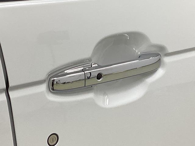 Ｎ－ＢＯＸカスタム ベースグレード　バックカメラ　両側スライド・片側電動　クリアランスソナー　オートクルーズコントロール　衝突被害軽減システム　オートライト　ＬＥＤヘッドランプ　スマートキー　アイドリングストップ　電動格納ミラー（35枚目）