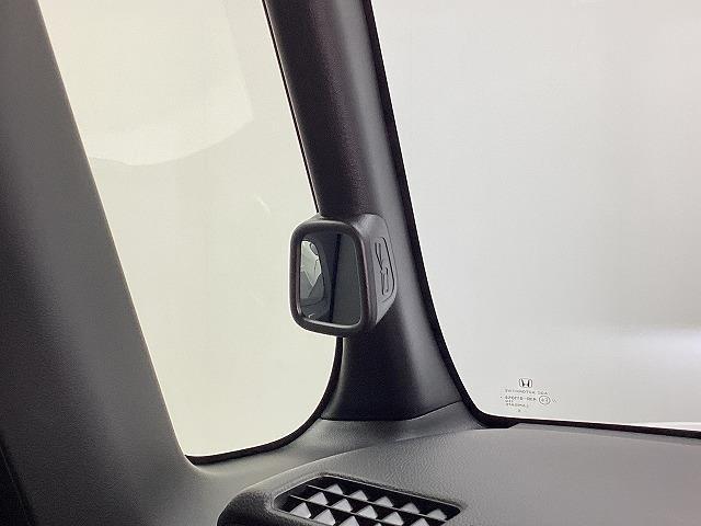 Ｎ－ＢＯＸカスタム ベースグレード　バックカメラ　両側スライド・片側電動　クリアランスソナー　オートクルーズコントロール　衝突被害軽減システム　オートライト　ＬＥＤヘッドランプ　スマートキー　アイドリングストップ　電動格納ミラー（55枚目）
