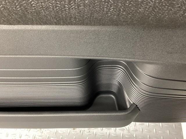 Ｎ－ＢＯＸカスタム ベースグレード　バックカメラ　両側スライド・片側電動　クリアランスソナー　オートクルーズコントロール　衝突被害軽減システム　オートライト　ＬＥＤヘッドランプ　スマートキー　アイドリングストップ　電動格納ミラー（61枚目）