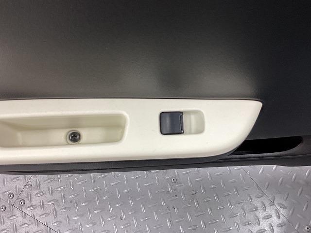 アルト Ｆ　ＥＴＣ　キーレスエントリー　ＡＴ　盗難防止システム　ＡＢＳ　ＥＳＣ　ＣＤ　ミュージックプレイヤー接続可　衝突安全ボディ　エアコン（39枚目）