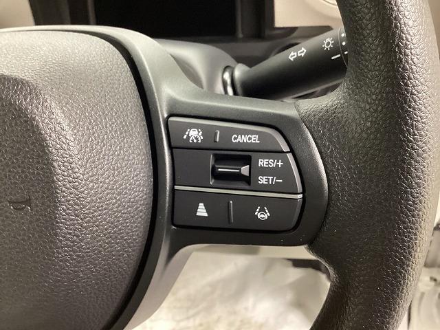 N-BOX ベースグレード 両側スライド・片側電動 クリアランスソナー オートクルーズコントロール レーンアシスト 衝突被害軽減システム オートライト LEDヘッドランプ スマートキー アイドリングストップ 電動格納ミラー(5枚目)