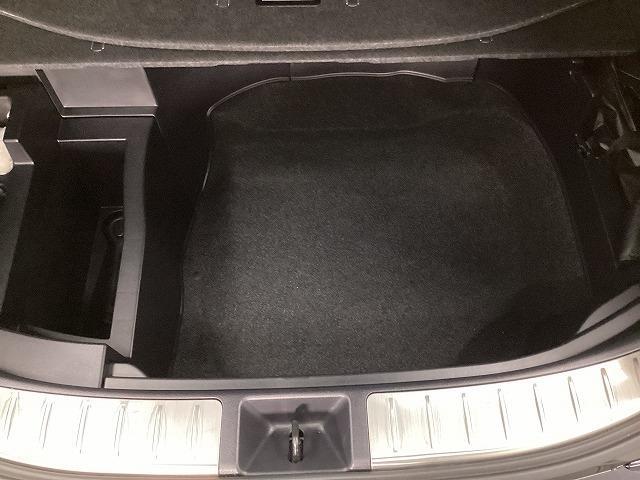 ハリアー プレミアム　ドライブレコーダー　ＥＴＣ　バックカメラ　オートクルーズコントロール　レーンアシスト　パワーシート　衝突被害軽減システム　ＴＶ　オートマチックハイビーム　オートライト　ＬＥＤヘッドランプ（21枚目）