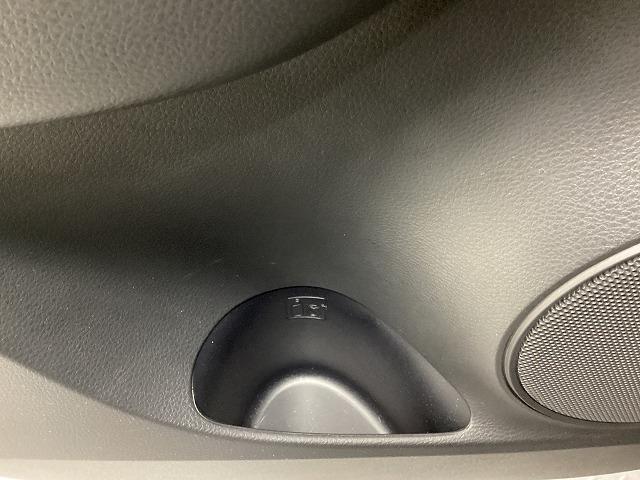 ハリアー プレミアム　ドライブレコーダー　ＥＴＣ　バックカメラ　オートクルーズコントロール　レーンアシスト　パワーシート　衝突被害軽減システム　ＴＶ　オートマチックハイビーム　オートライト　ＬＥＤヘッドランプ（67枚目）